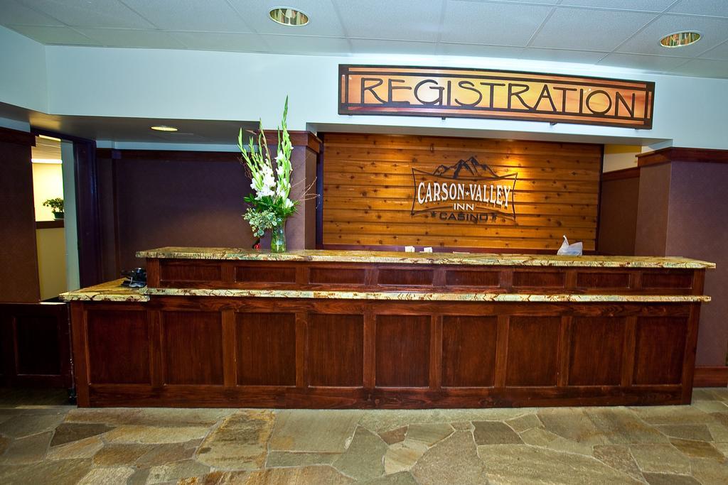 Carson Valley Motor Lodge And Suites Minden Exterior photo