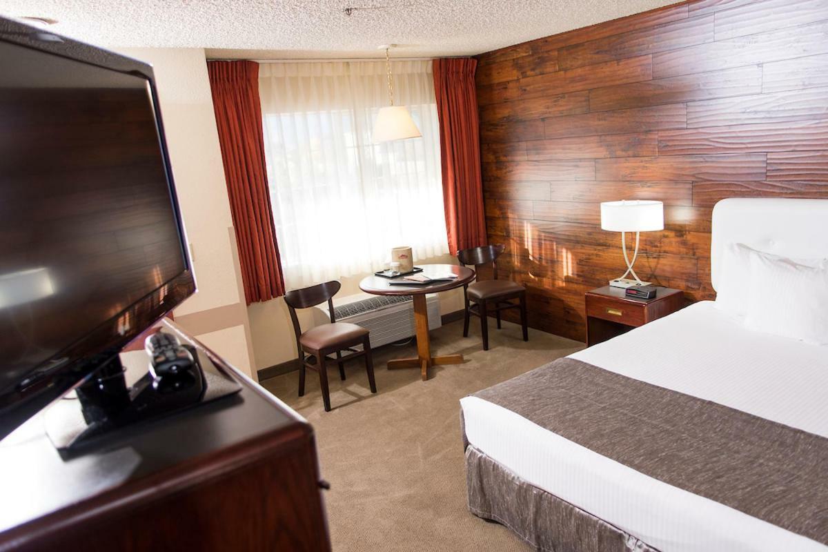Carson Valley Motor Lodge And Suites Minden Exterior photo