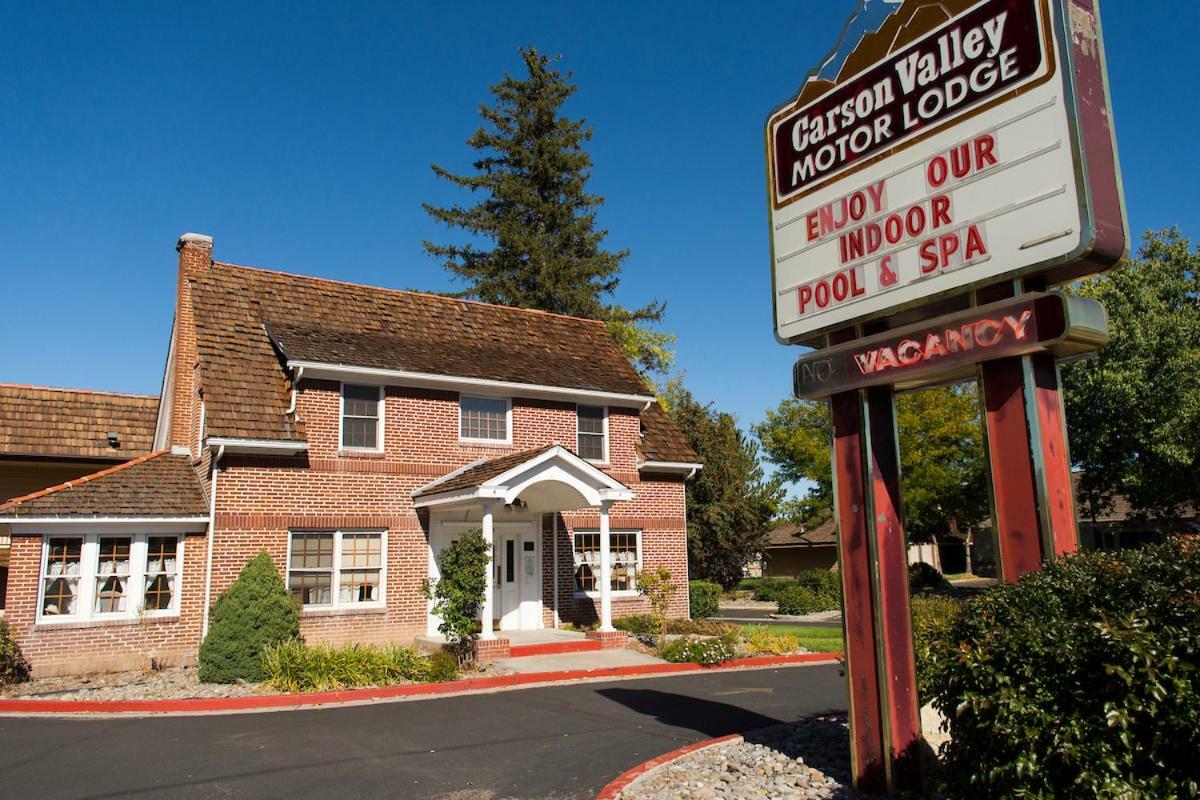 Carson Valley Motor Lodge And Suites Minden Exterior photo